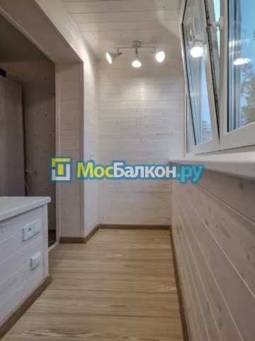 Отделка балконов в Климовске | Отделка балконов и лоджий и обшивка под ключ в МосБалкон