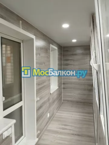 Заказать балкон в Климовске цена от 1320 руб | Остекление балконов и лоджий МосБалкон
