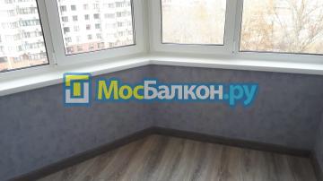 Остекление балкона с утеплением и отделкой +  покраской стен