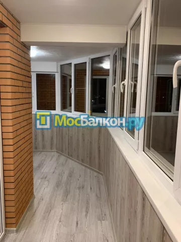 Заказать балкон в Климовске цена от 1320 руб | Остекление балконов и лоджий МосБалкон