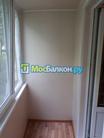 Ремонт балкона 3.0 метра цветными панелями 