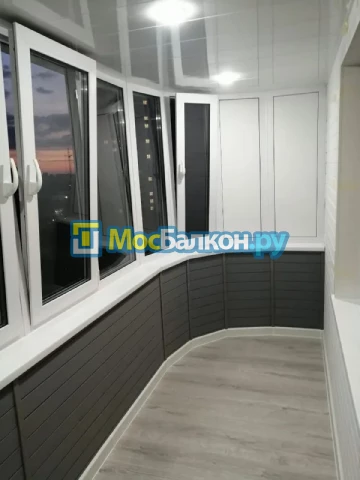 Заказать балкон в Климовске цена от 1320 руб | Остекление балконов и лоджий МосБалкон